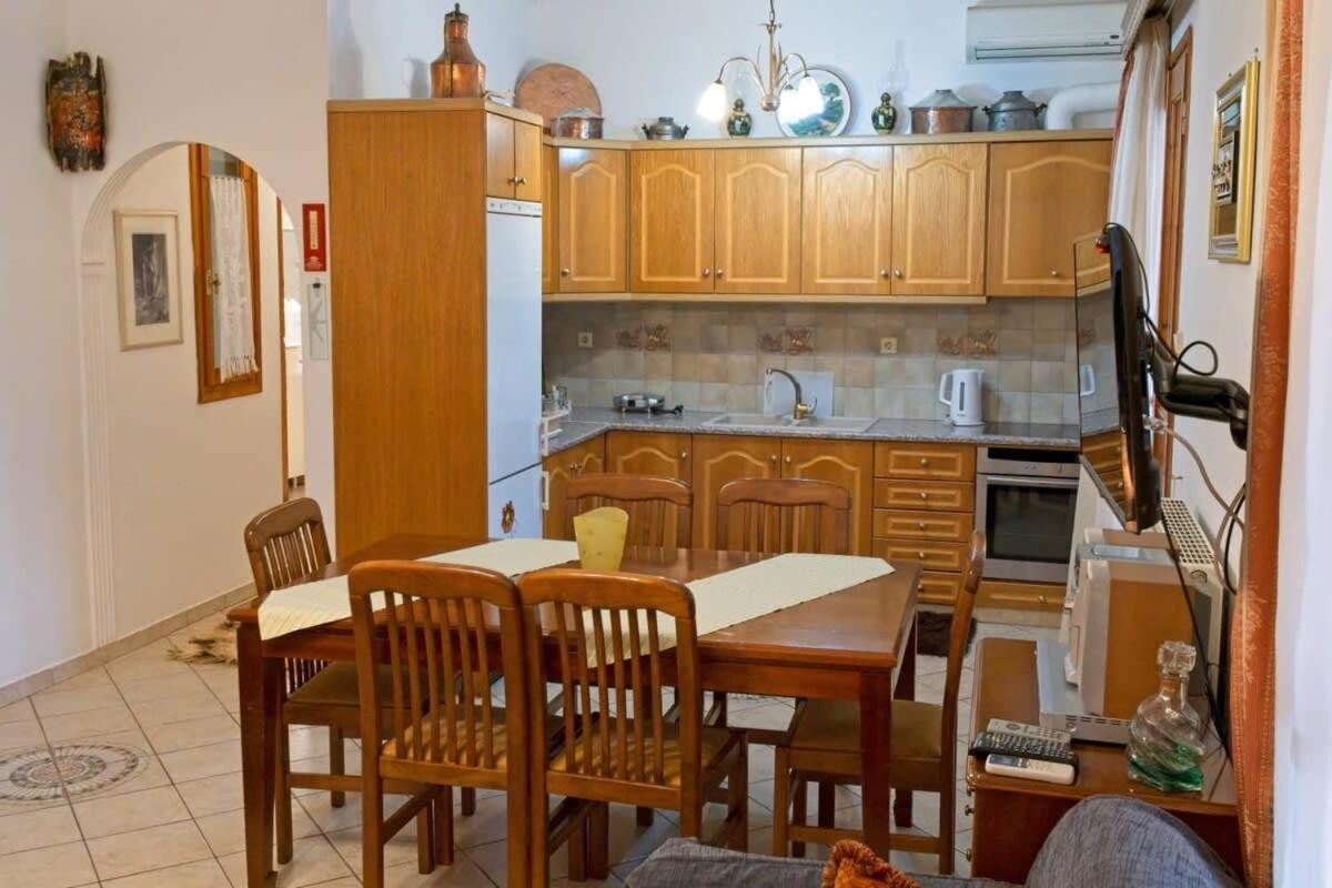 Forest Cosy House - Lagkadia Amazing View Экстерьер фото